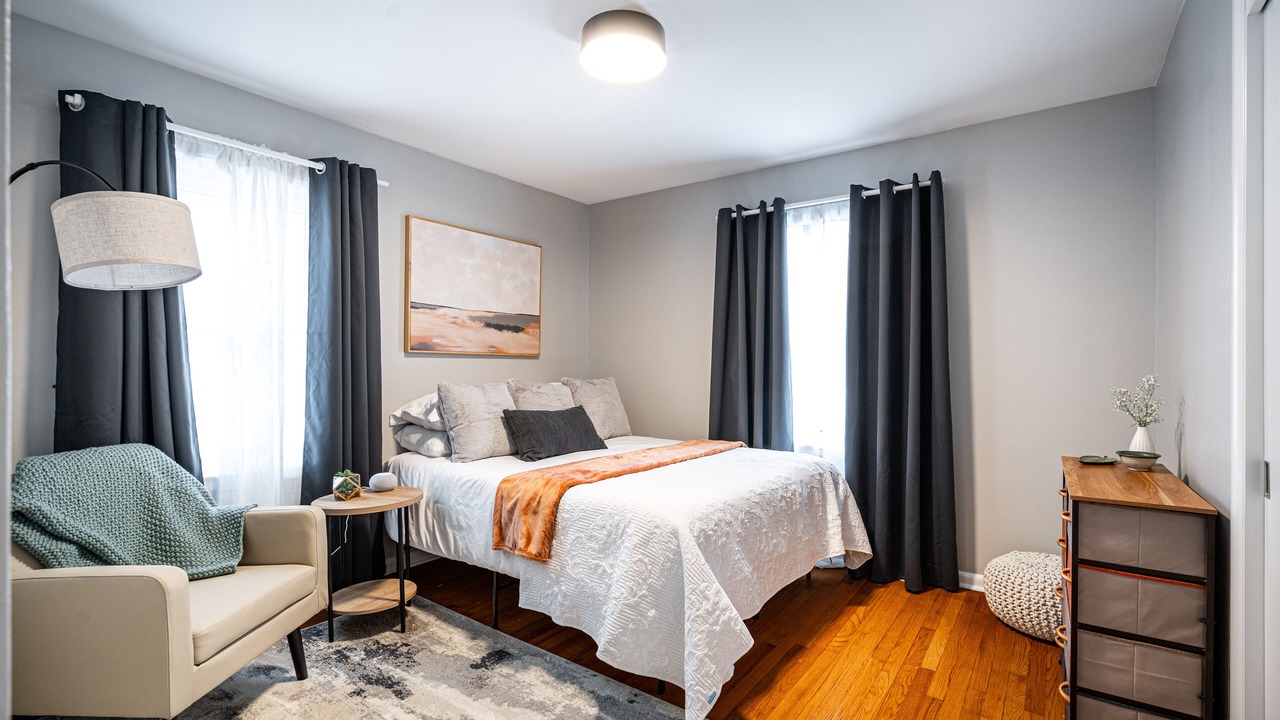 Photo of Bedroom in Milwaukee