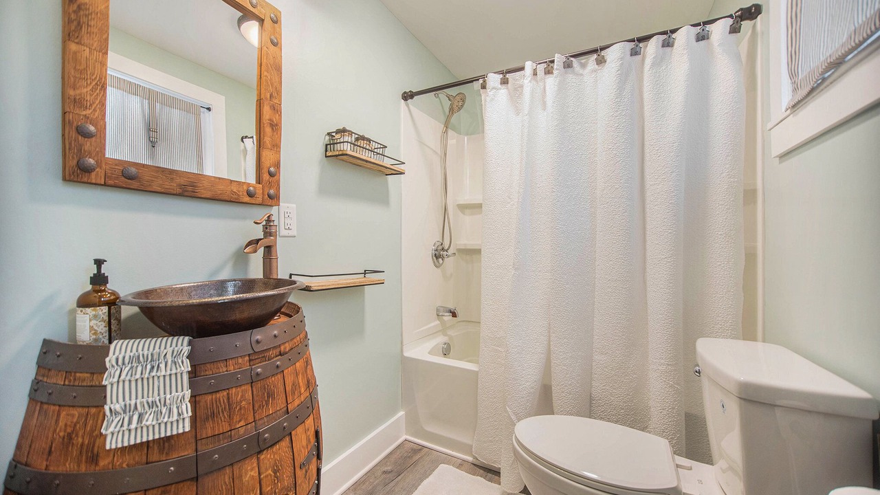 Photo of Bathroom in Nims