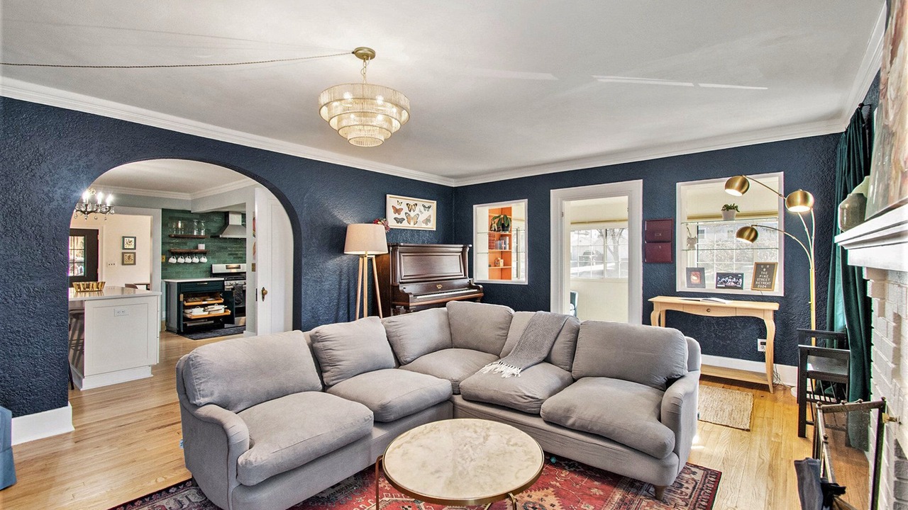 Photo of Livingroom in Morton Meadows