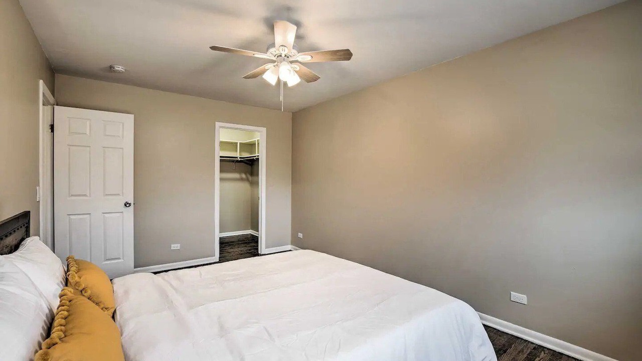 Photo of Bedroom in Arlington Heights