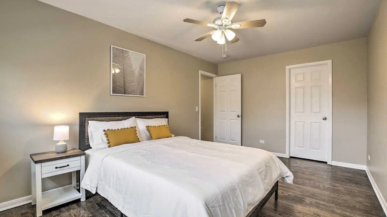 Photo of Bedroom in Arlington Heights