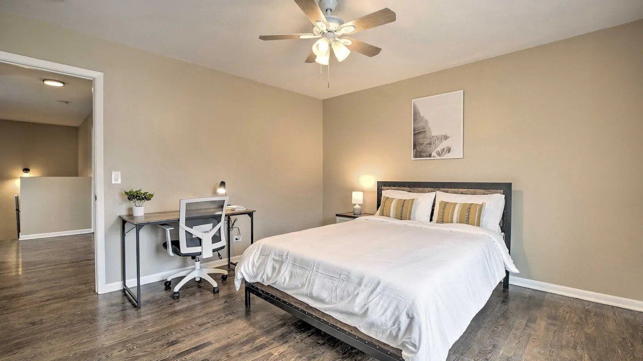 Photo of Bedroom in Arlington Heights