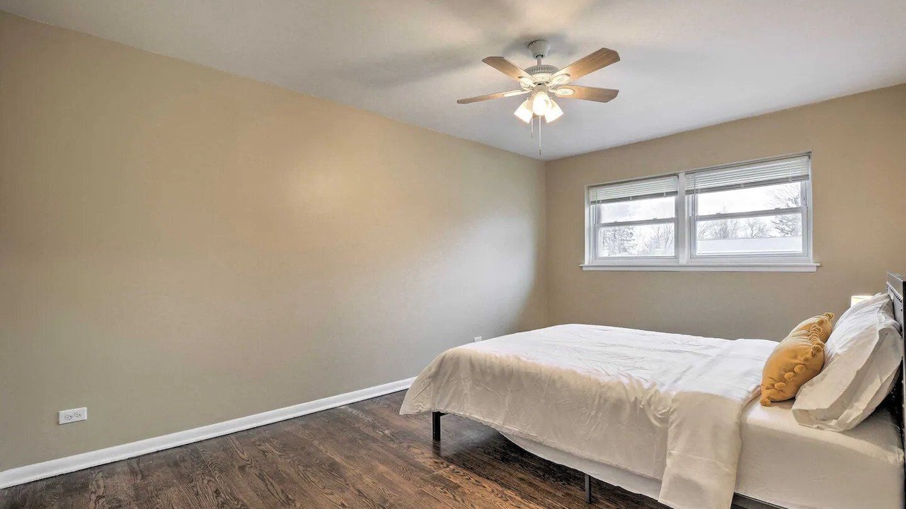 Photo of Bedroom in Arlington Heights