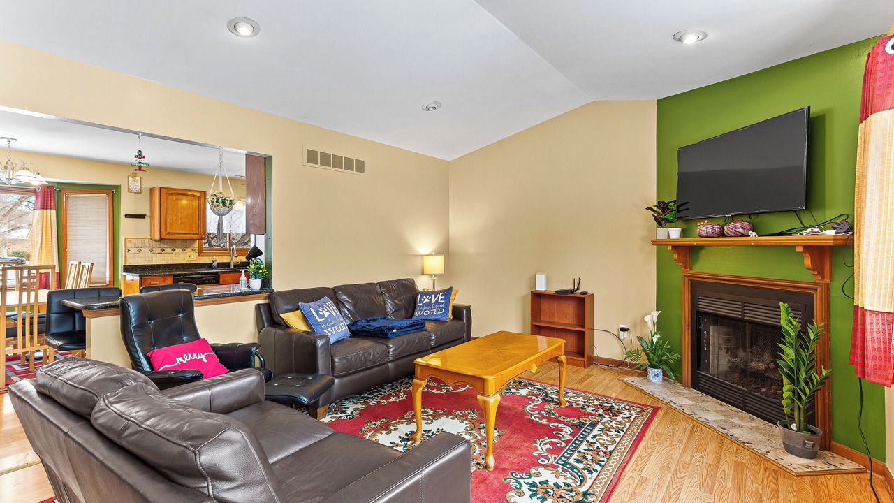 Photo of Livingroom in Warren