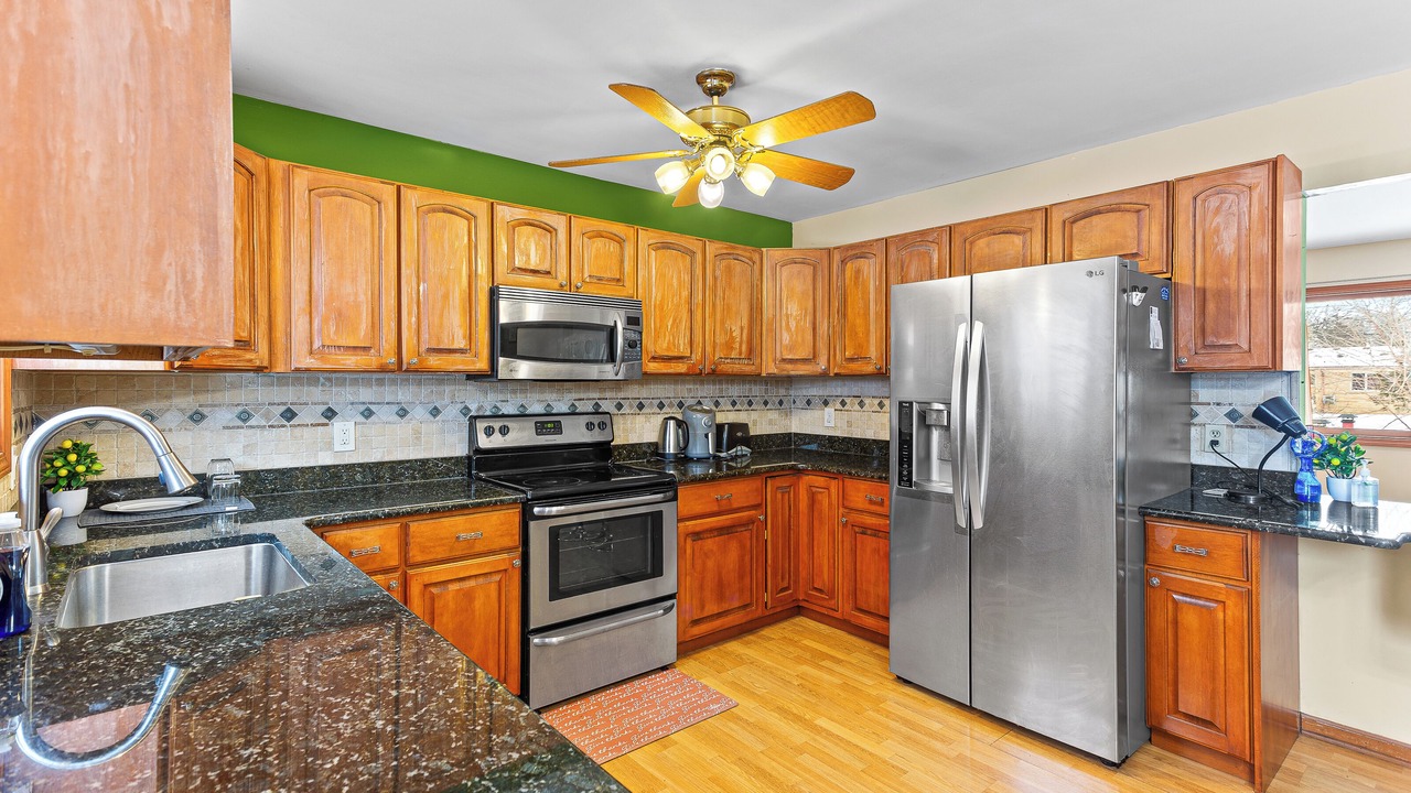 Photo of Kitchen in Warren