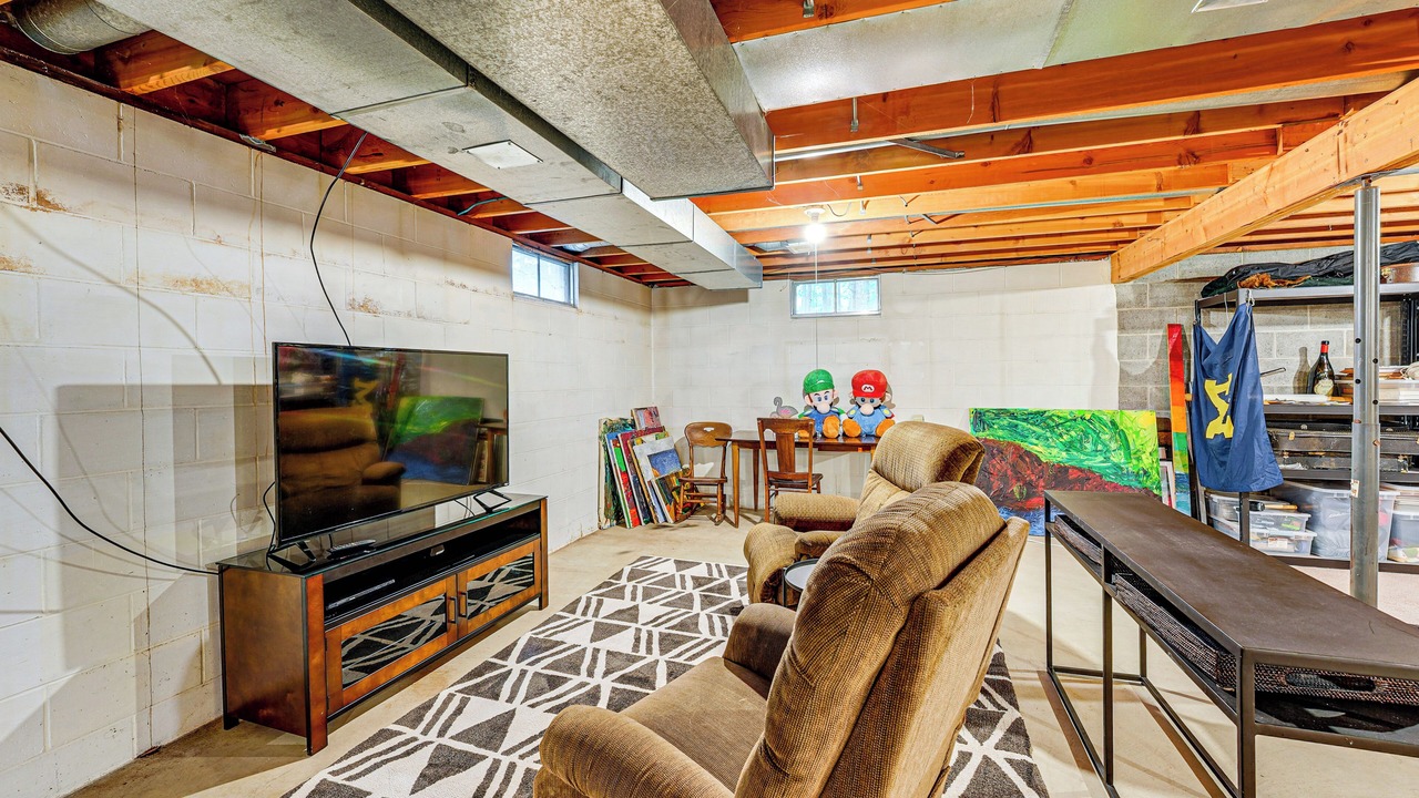 Photo of Livingroom in Whitehall