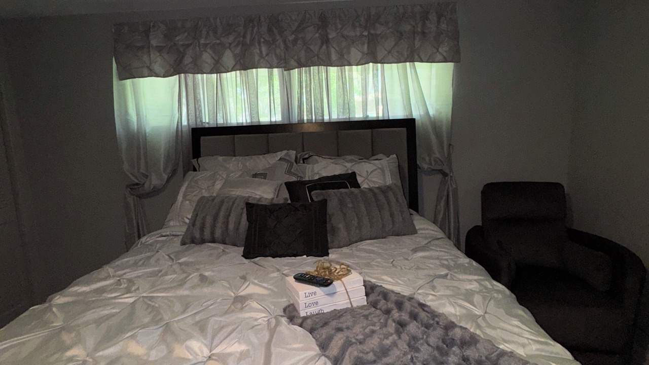 Photo of Bedroom in Merrillville