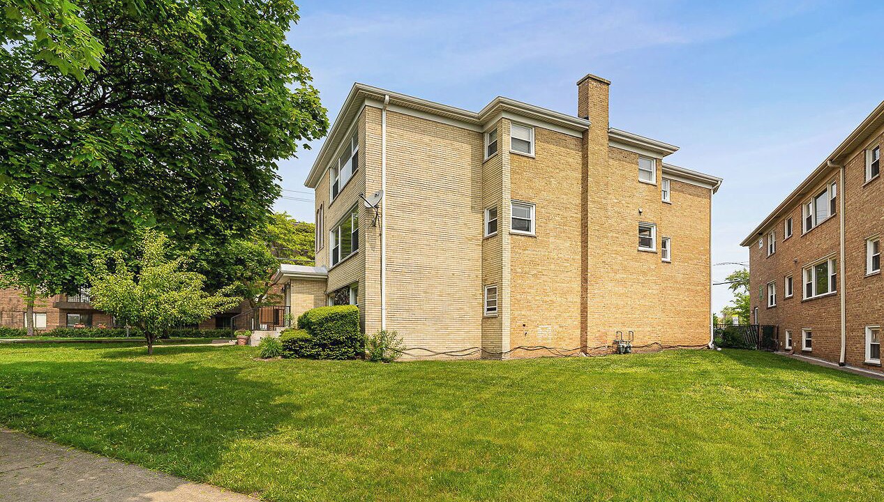 Photo of Outdoor in Skokie