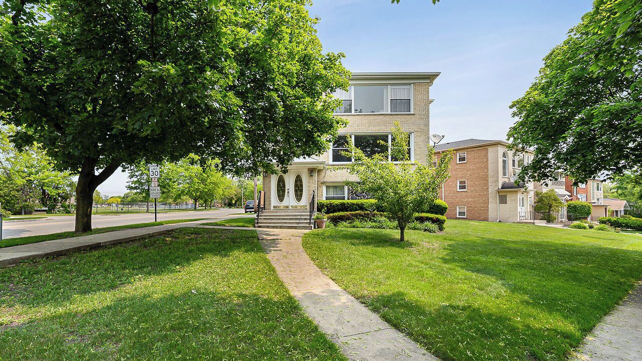 Photo of Outdoor in Skokie