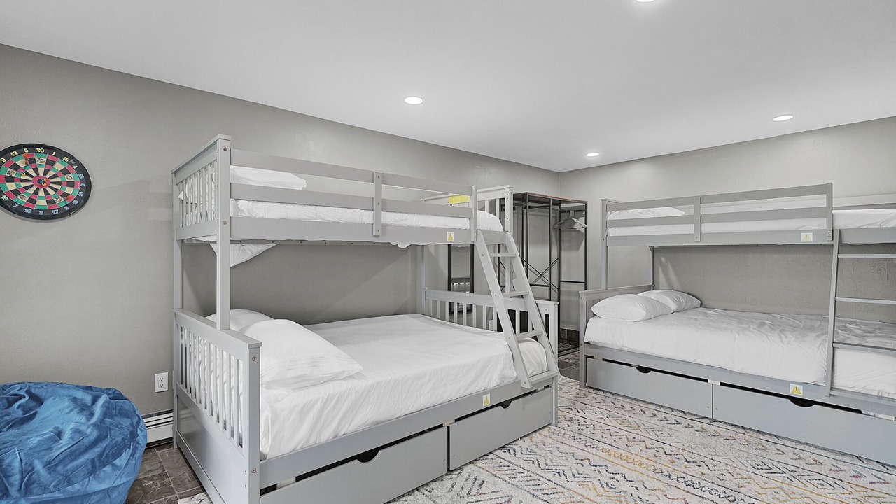 Photo of Bedroom in Smyrna