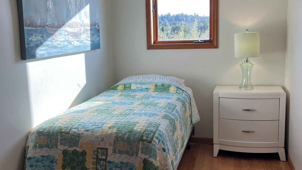Photo of Bedroom in Northport