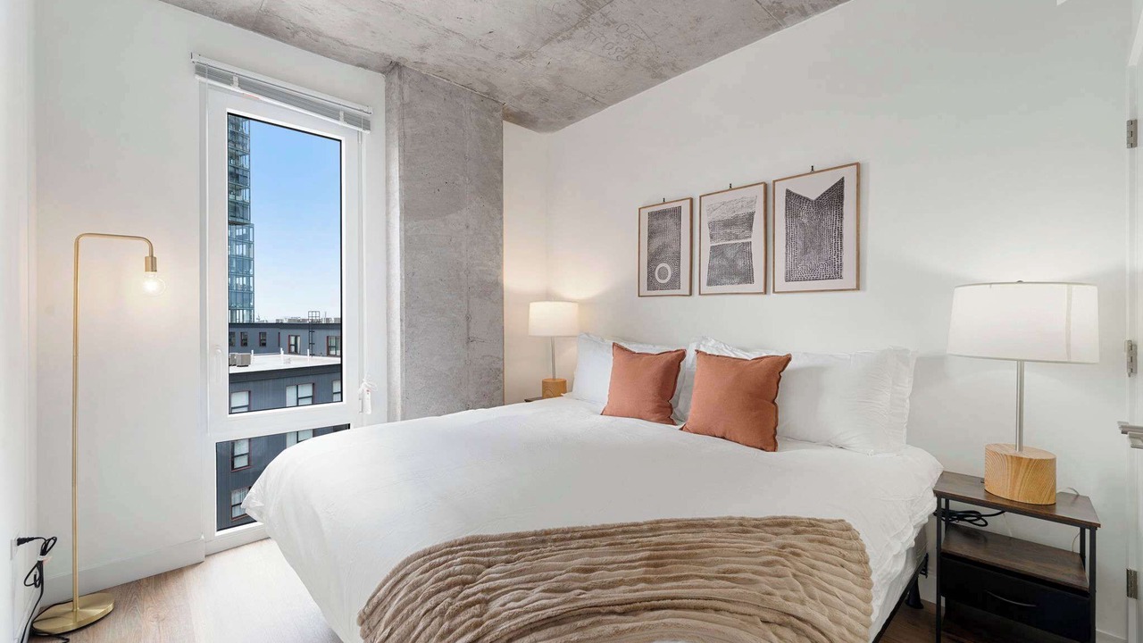 Photo of Bedroom in River North