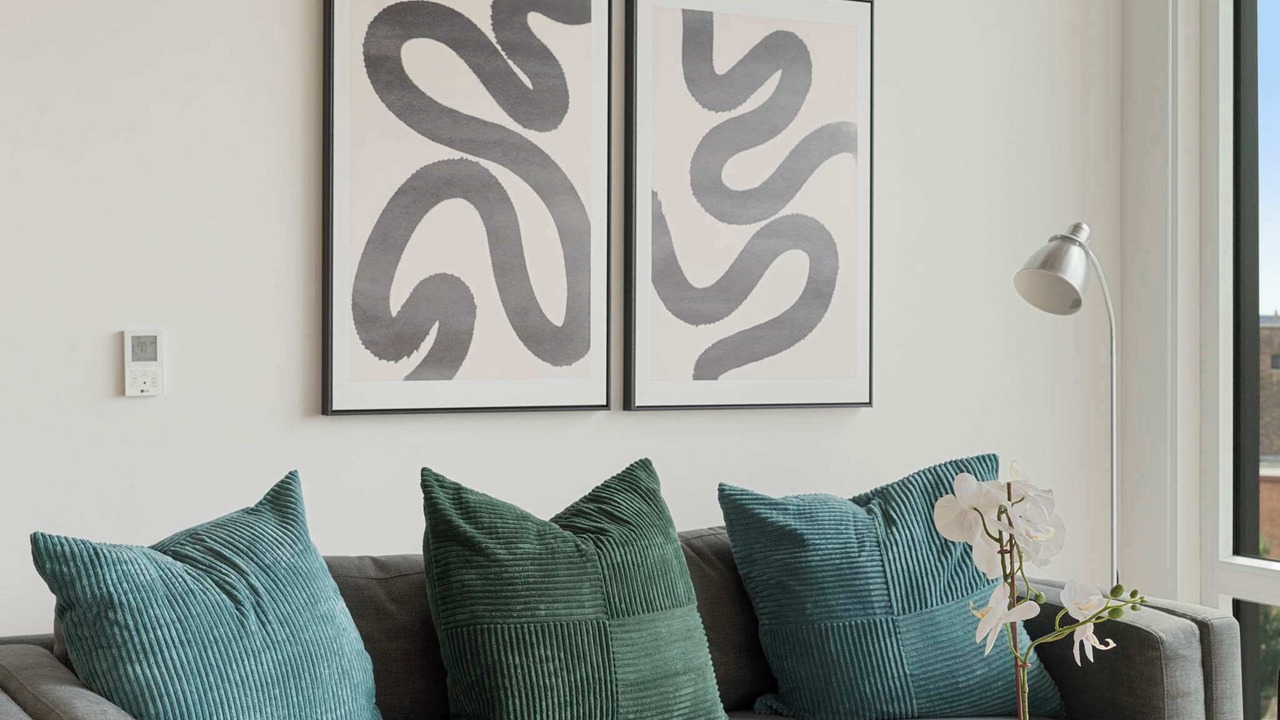 Photo of Livingroom in River North