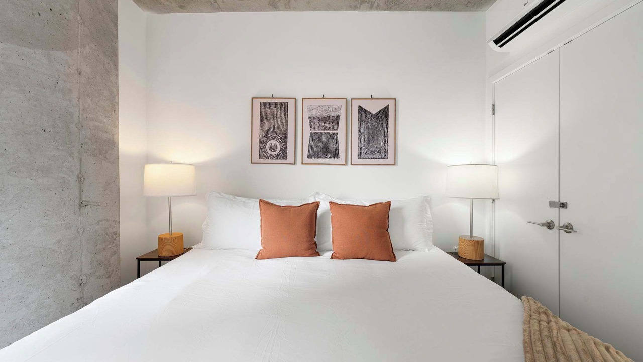 Photo of Bedroom in River North