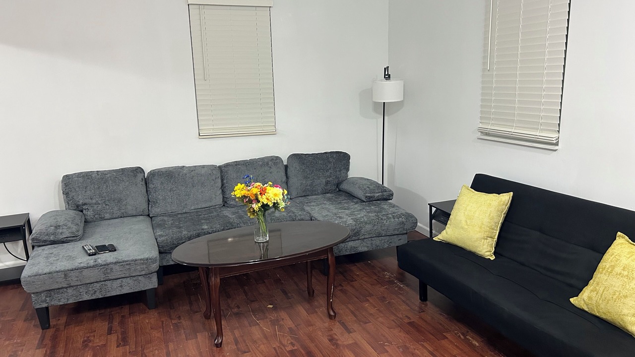 Photo of Livingroom in Saline