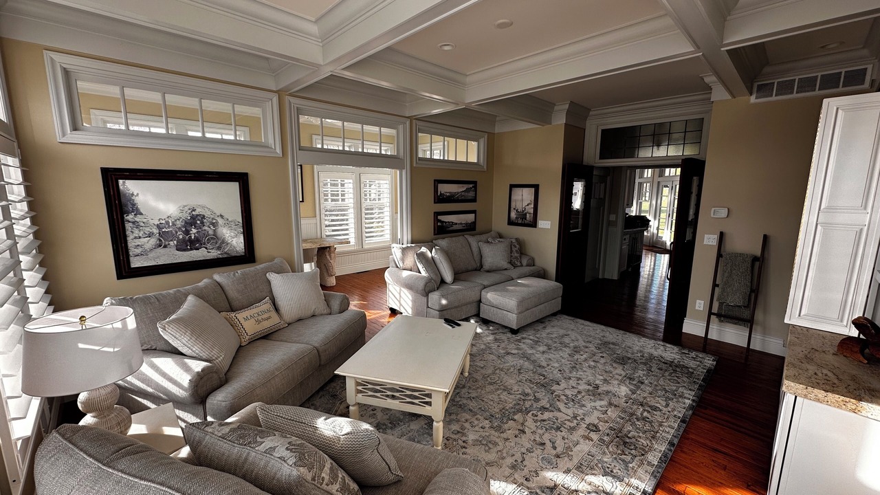 Photo of Livingroom in Mackinac Island