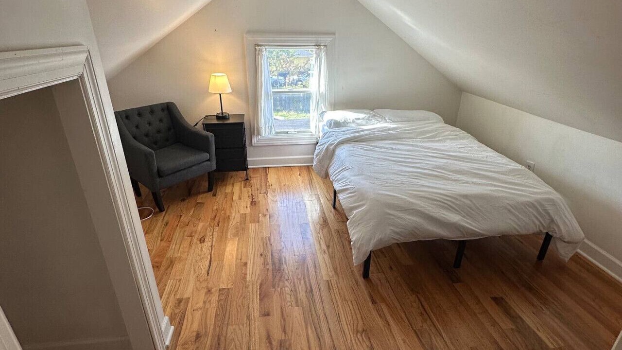 Photo of Bedroom in North Chicago