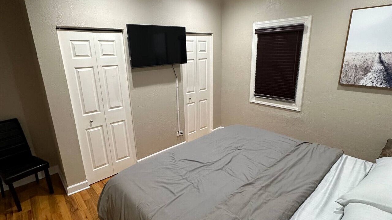 Photo of Bedroom in North Chicago