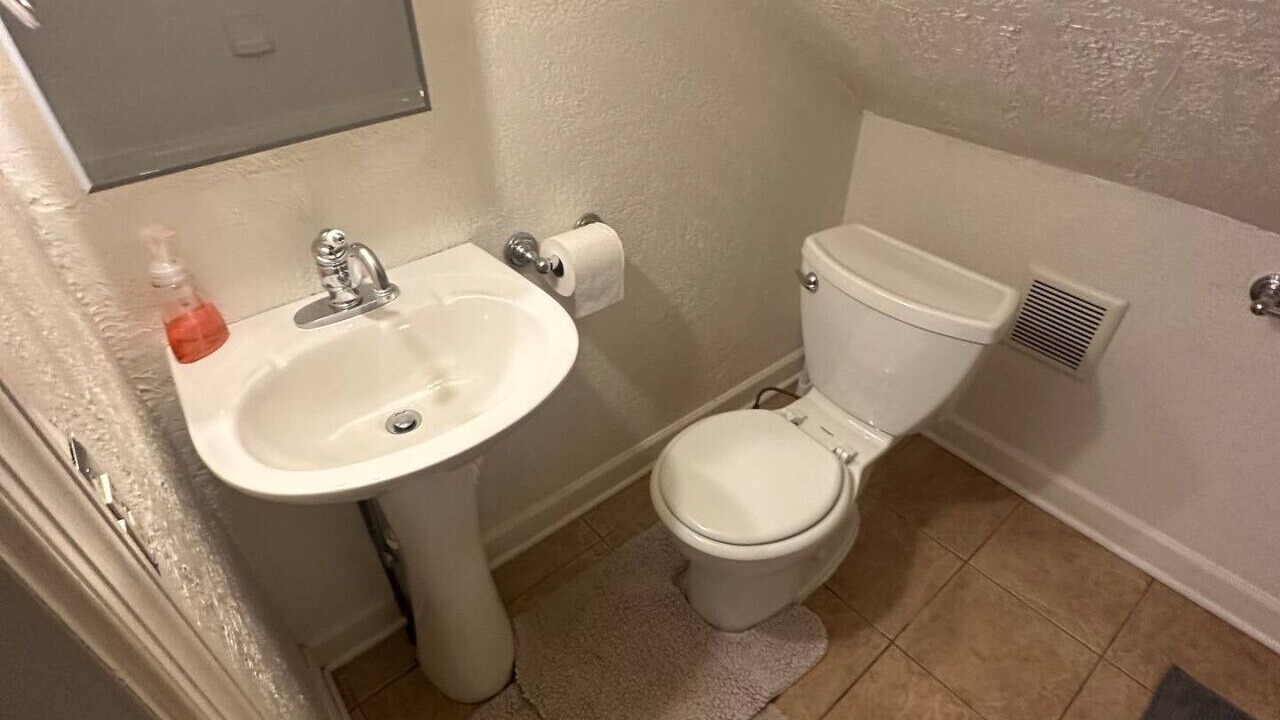 Photo of Bathroom in North Chicago