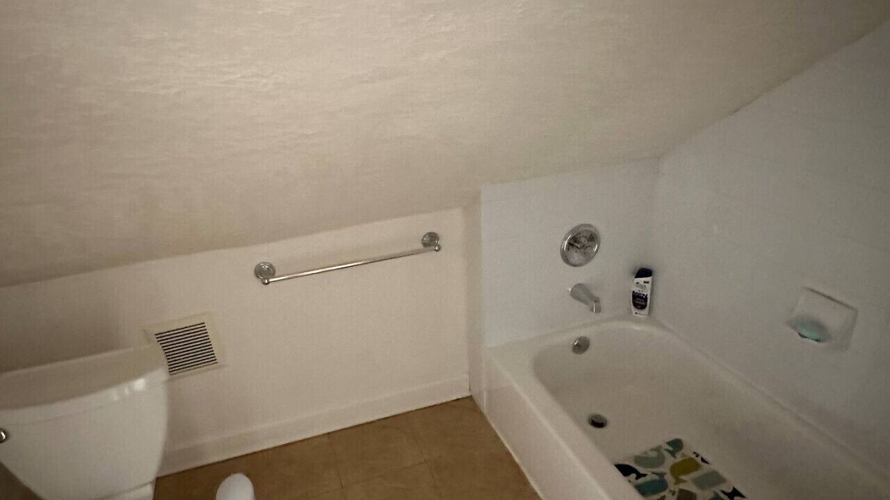 Photo of Bathroom in North Chicago