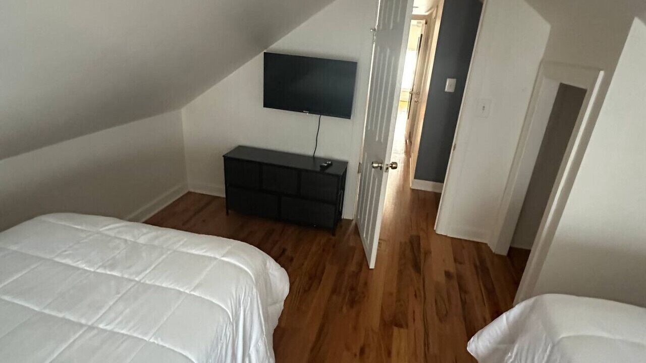 Photo of Bedroom in North Chicago