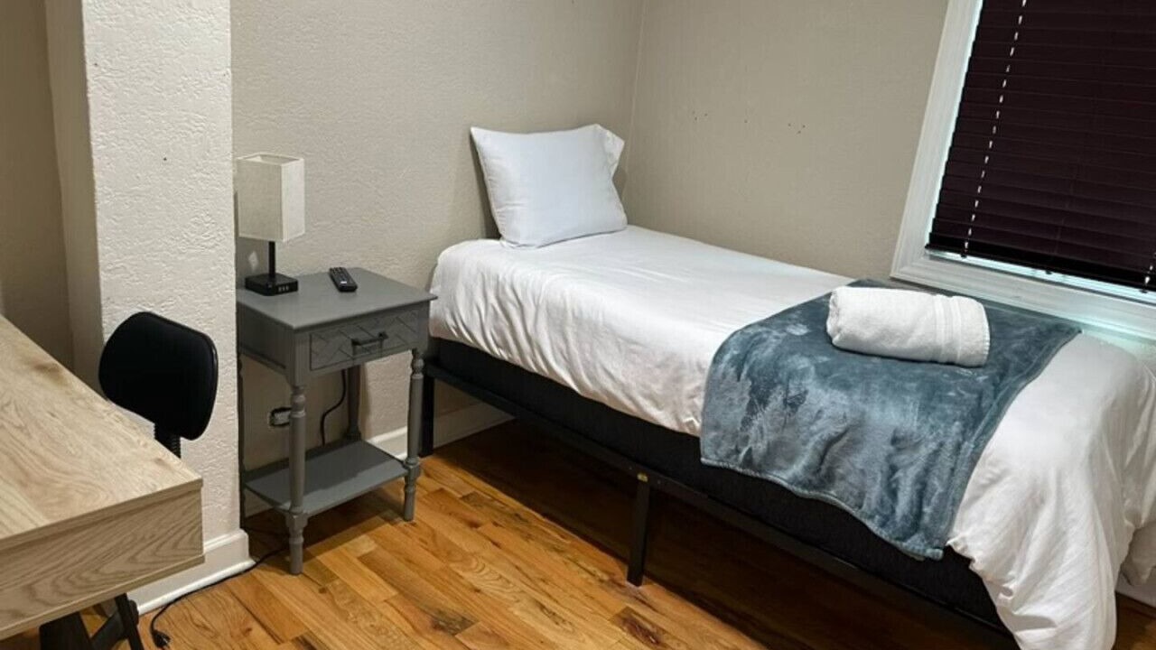 Photo of Bedroom in North Chicago