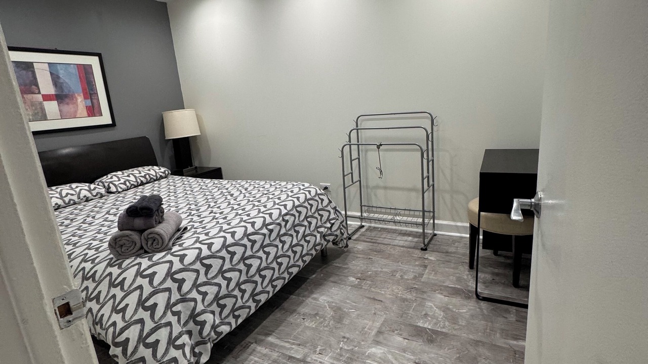 Photo of Bedroom in Old Town Triangle