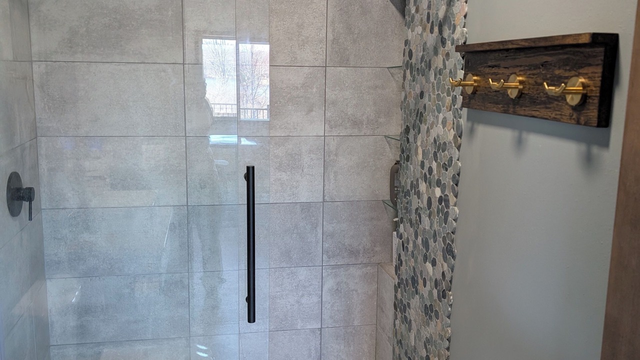 Photo of Bathroom in Oneida County
