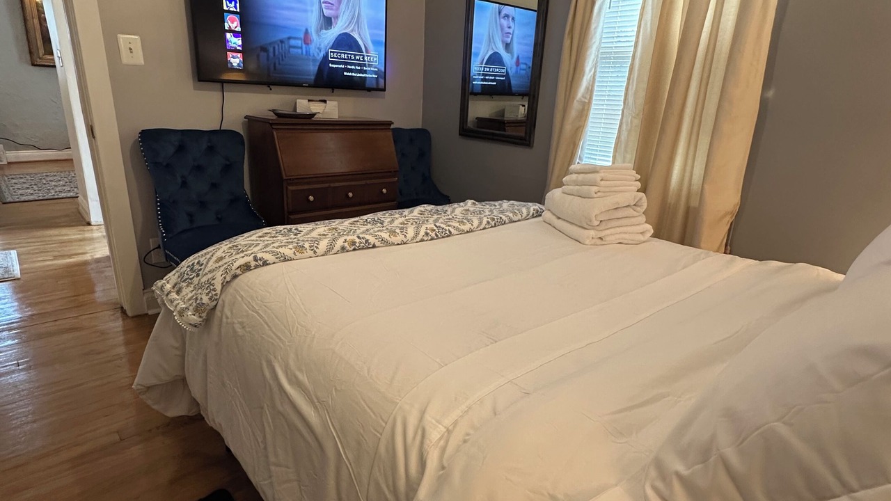 Photo of Bedroom in Detroit