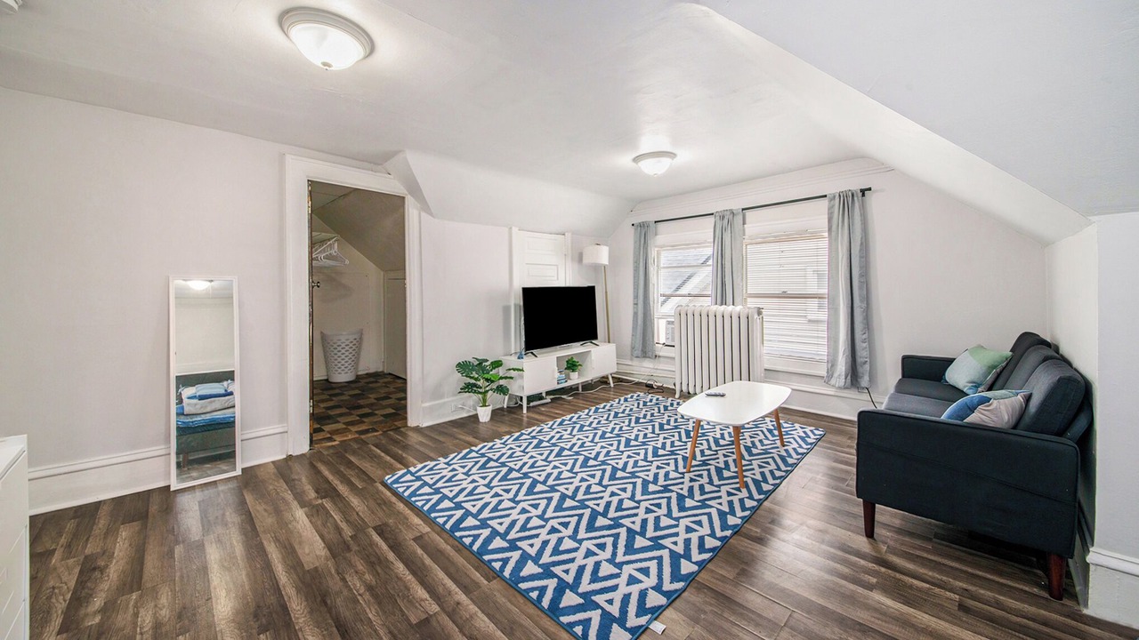 Photo of Livingroom in Midtown