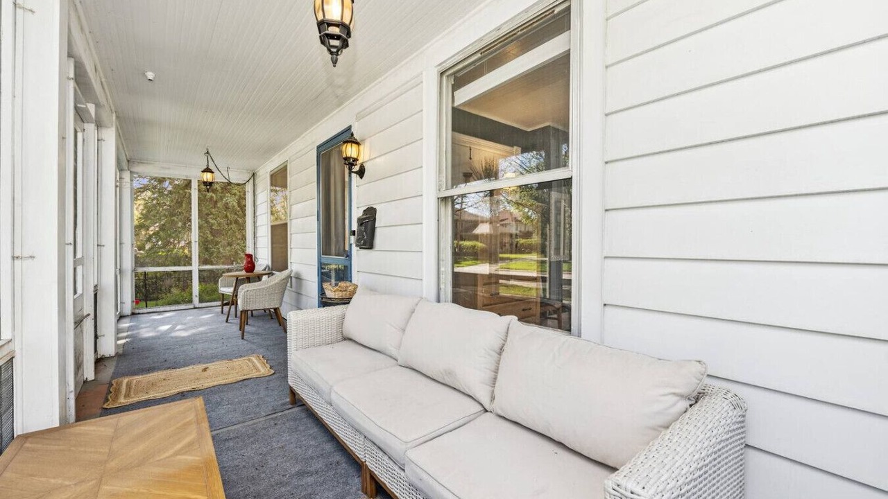 Photo of Patio Balcony in Lake Geneva