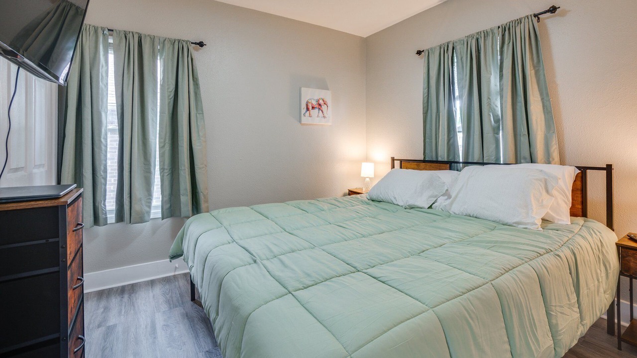 Photo of Bedroom in Milwaukee