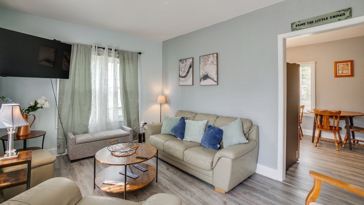 Photo of Livingroom in Milwaukee