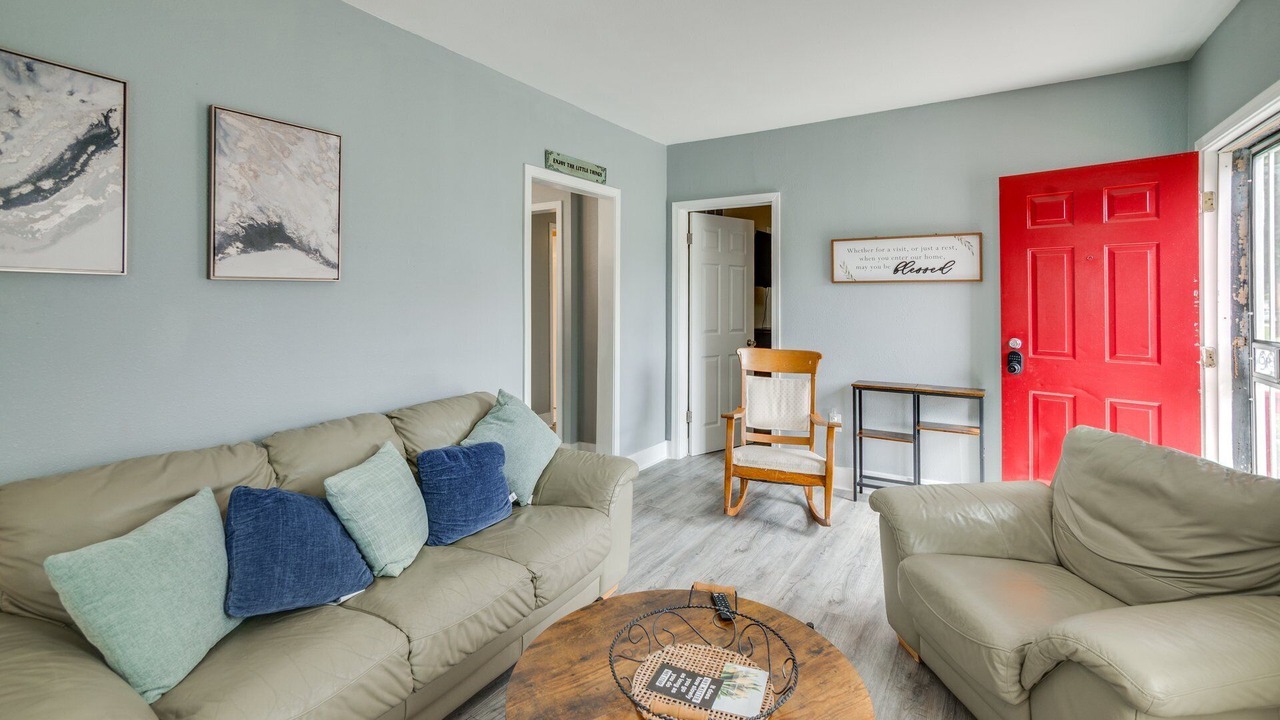 Photo of Livingroom in Milwaukee