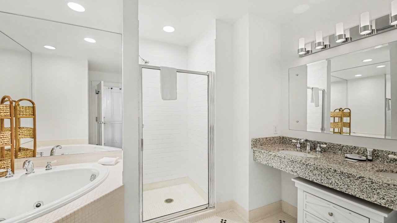 Photo of Bathroom in Bay Harbor
