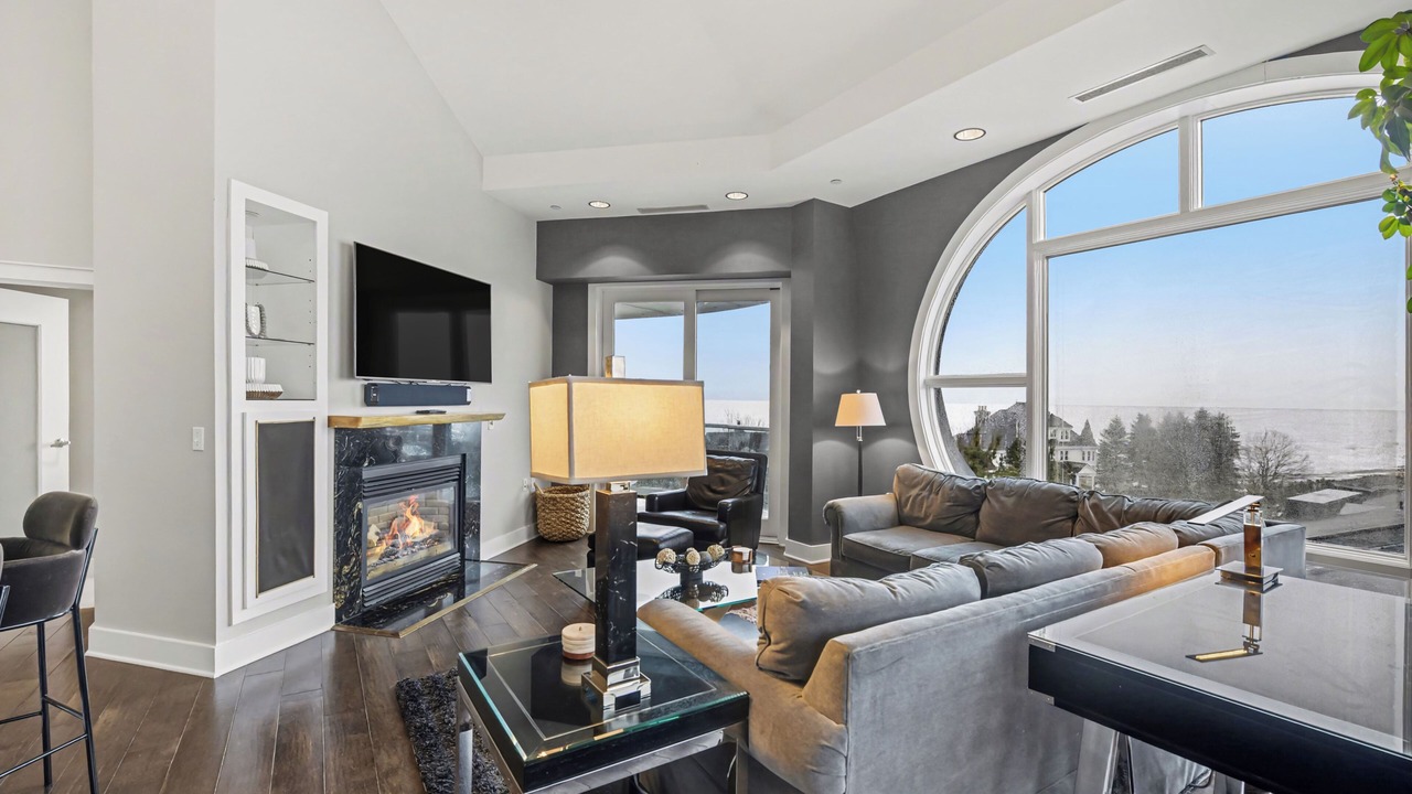 Photo of Livingroom in Bay Harbor