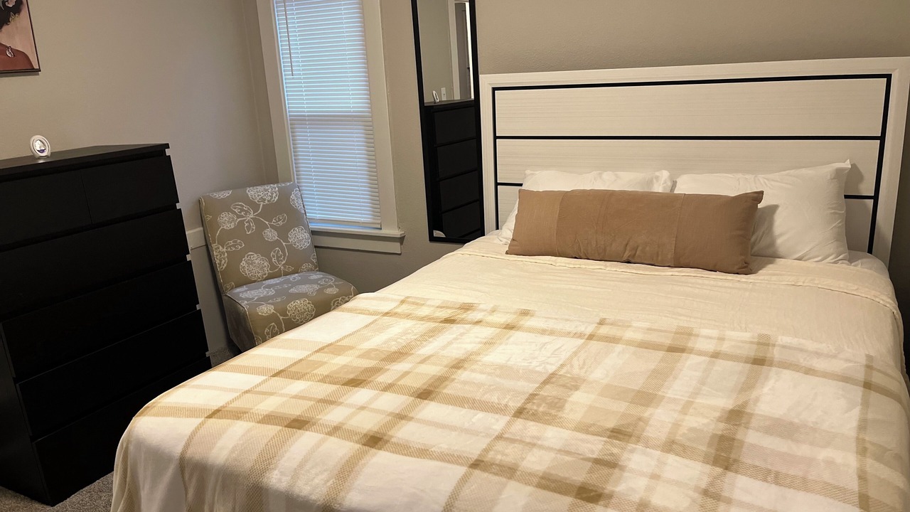 Photo of Bedroom in North Milwaukee