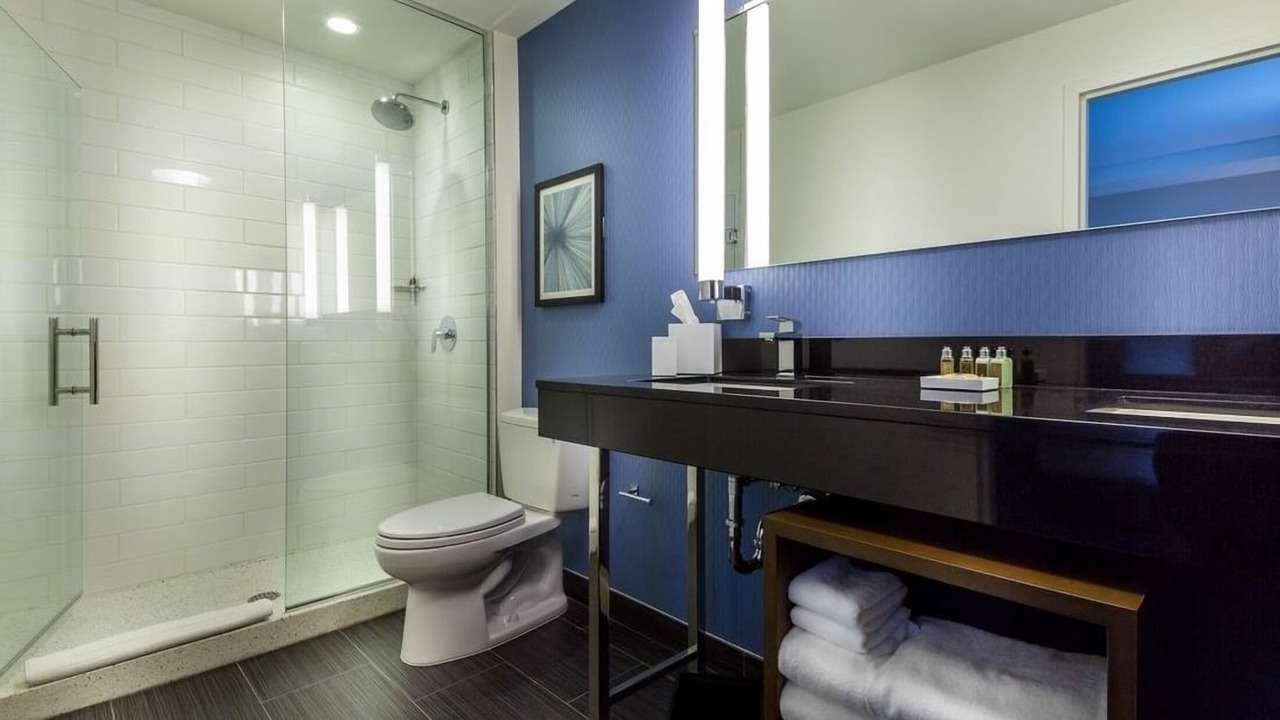 Photo of Bathroom in Near North Side