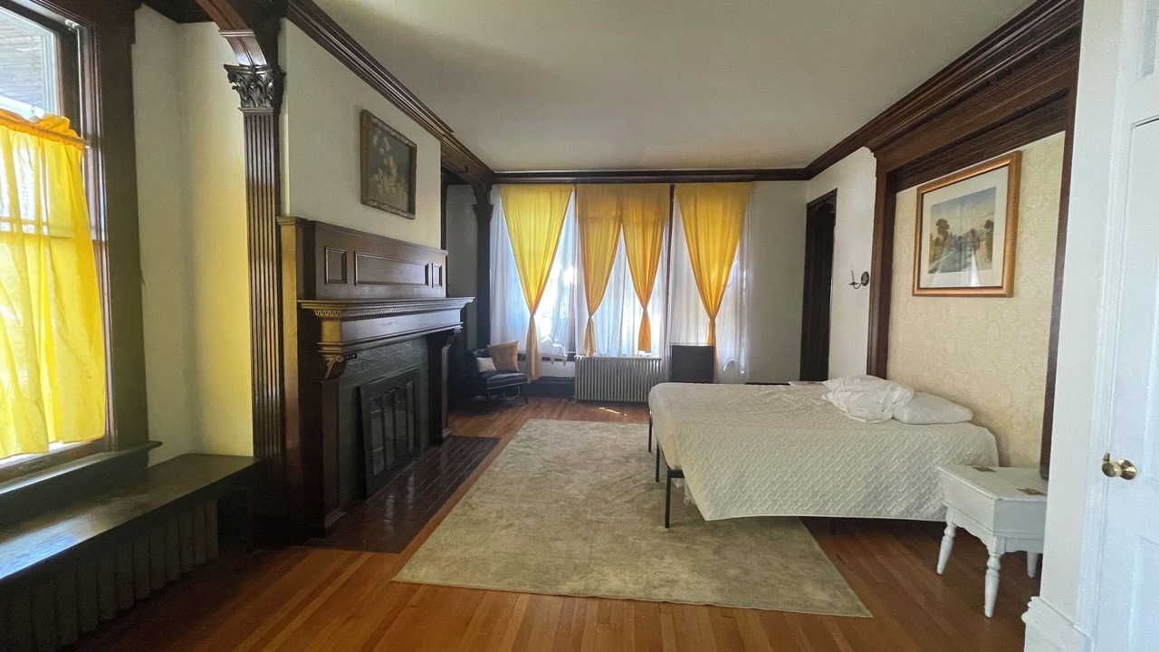 Photo of Bedroom in Davenport