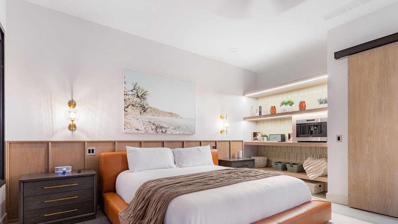 Photo of Bedroom in Spring Lake