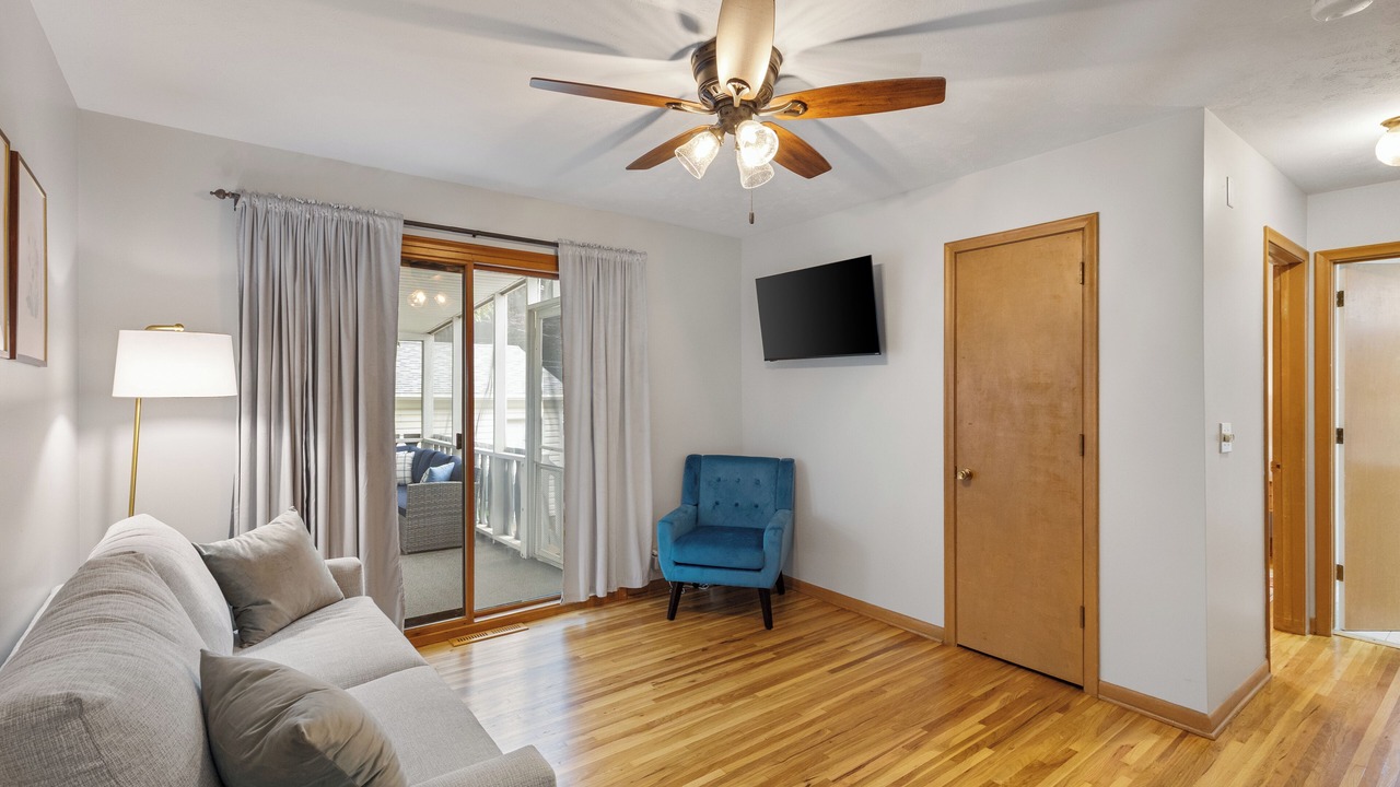 Photo of Bedroom in Southeast Omaha