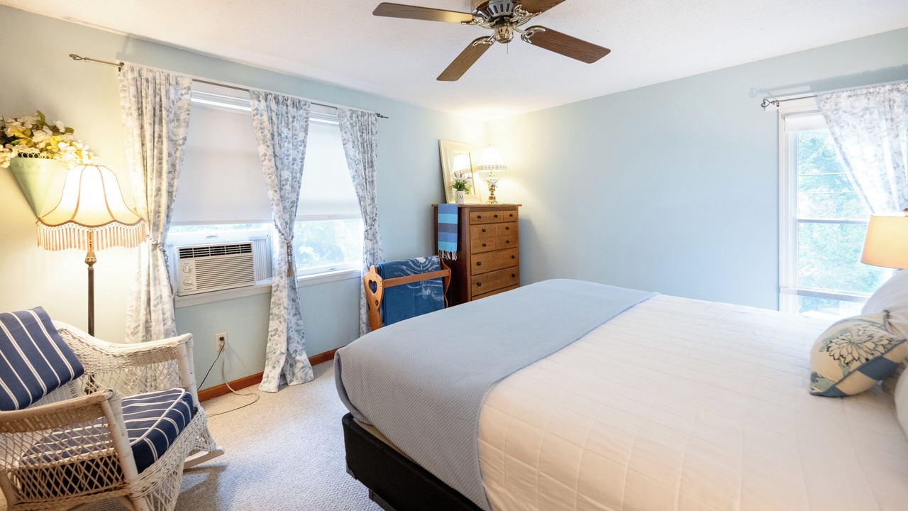 Photo of Bedroom in Douglas