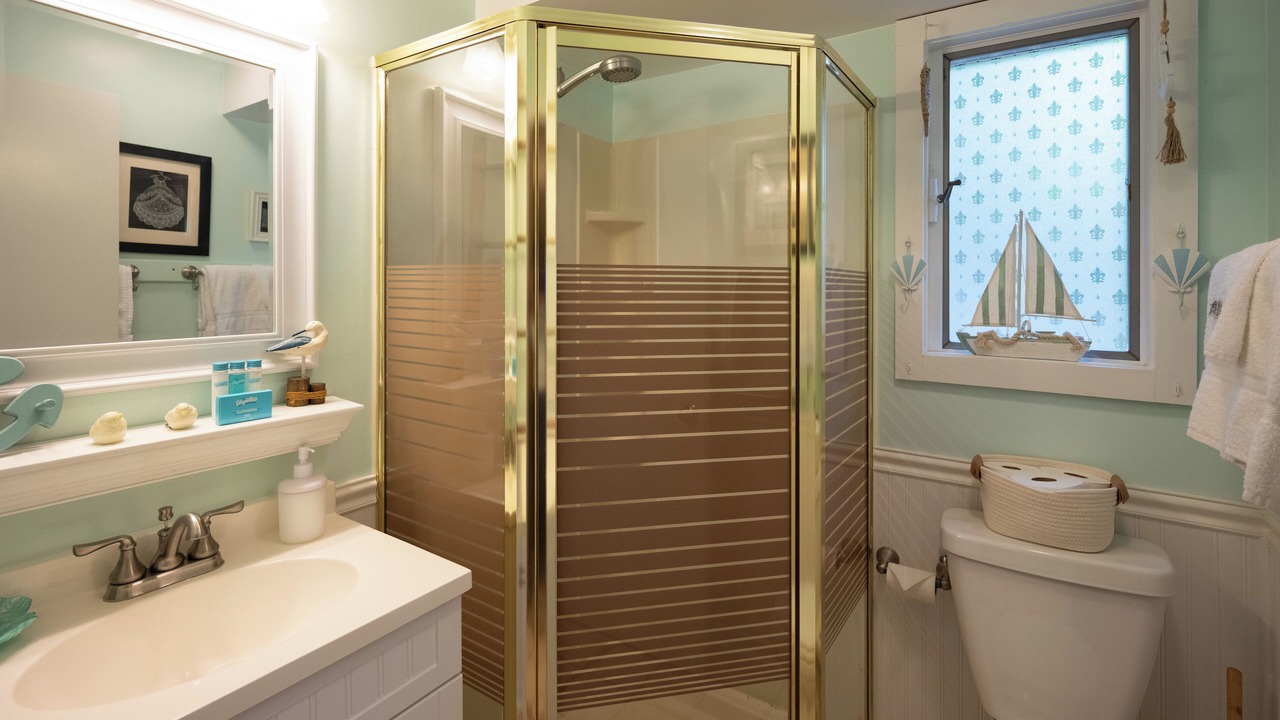 Photo of Bathroom in Douglas