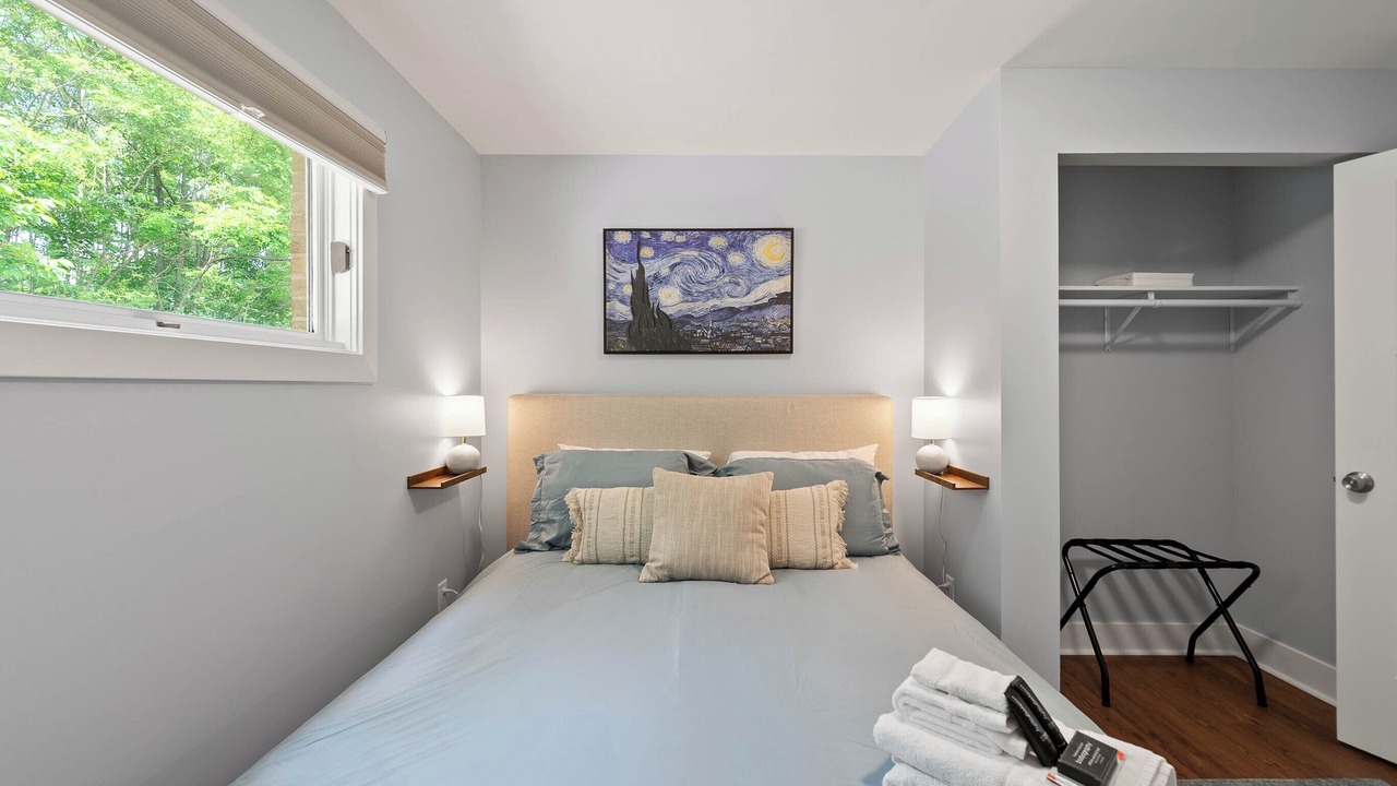 Photo of Bedroom in Lake Geneva
