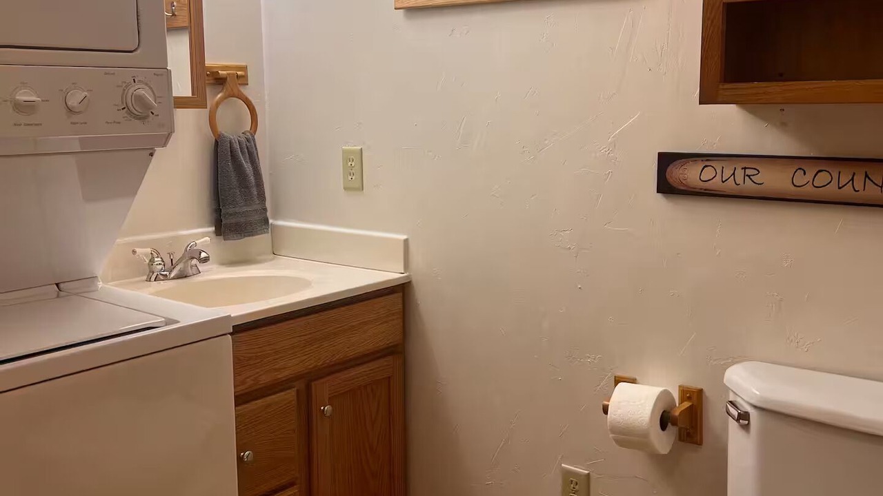 Photo of Bathroom in Suring