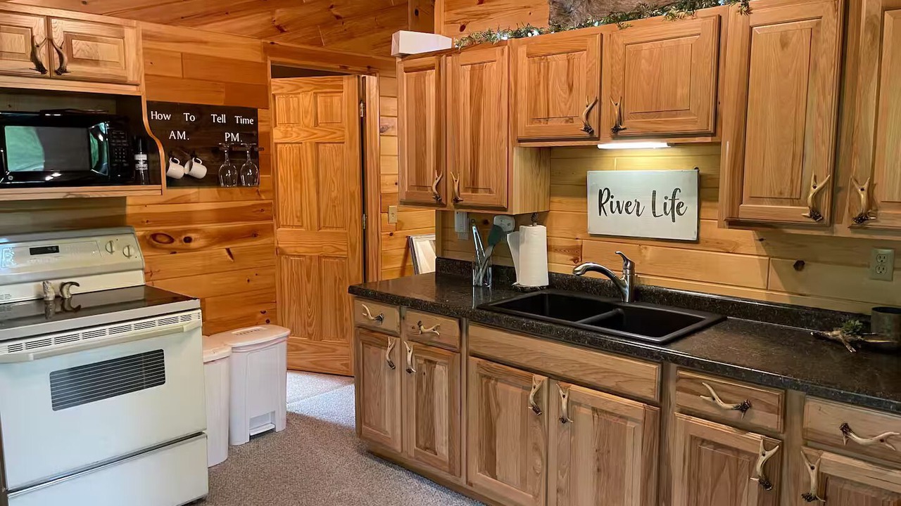 Photo of Kitchen in Suring