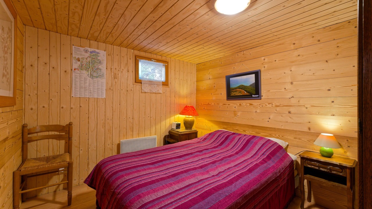 Photo of Bedroom in Montmin