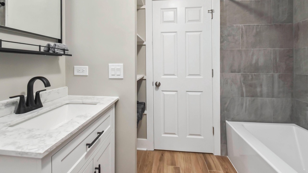 Photo of Bathroom in Peoria Heights