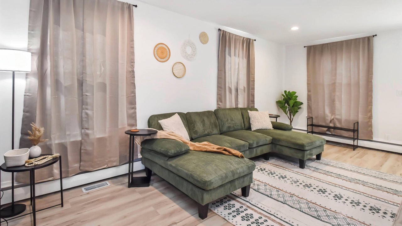 Photo of Livingroom in Peoria Heights