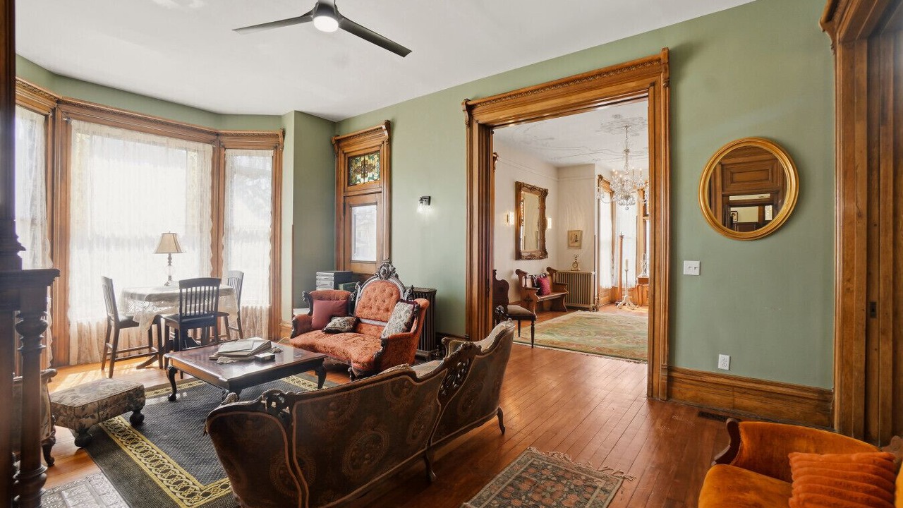 Photo of Livingroom in Council Bluffs